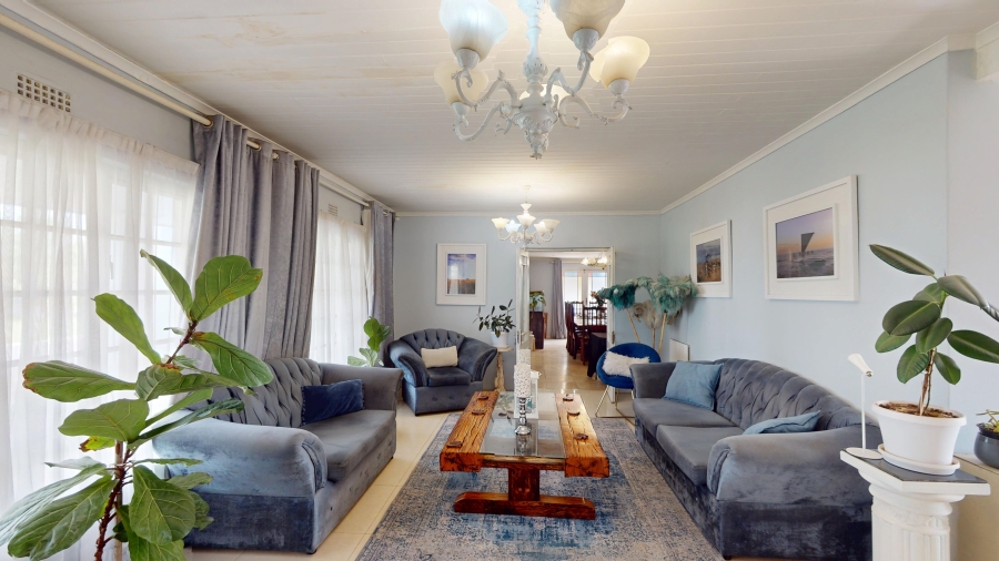 4 Bedroom Property for Sale in Rustdal Western Cape